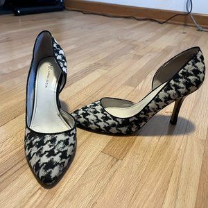 Anne Klein Houndstooth 2 inch pumps
